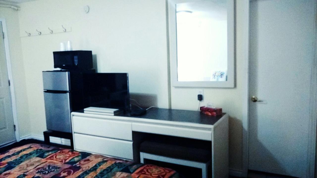 Leisure Motel Windsor Esterno foto