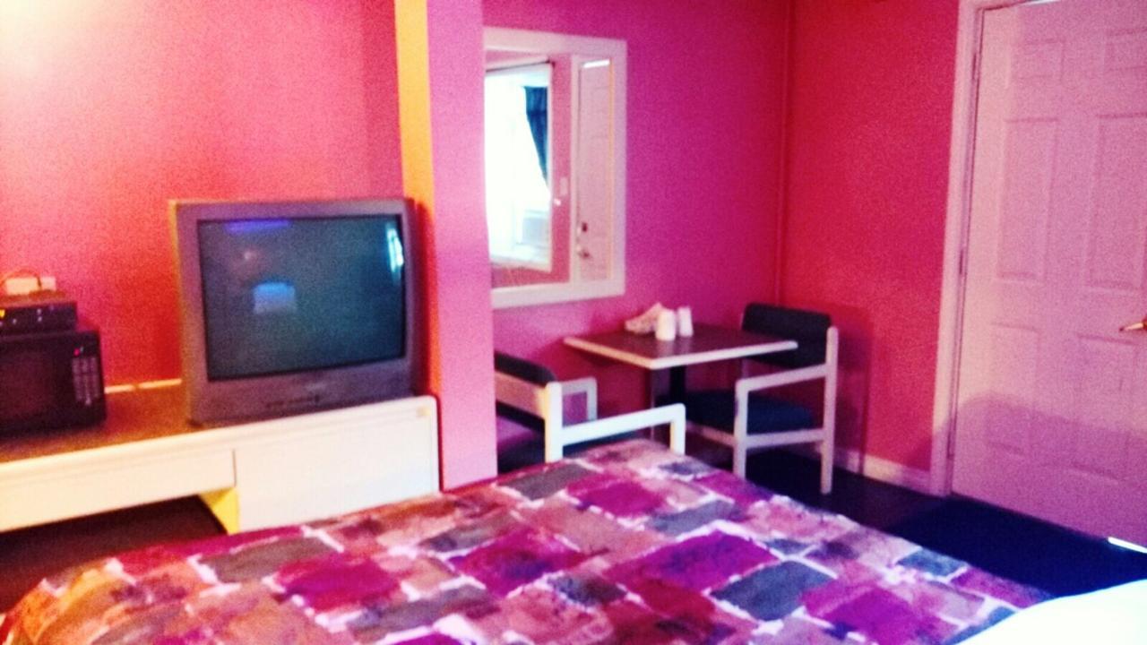 Leisure Motel Windsor Esterno foto