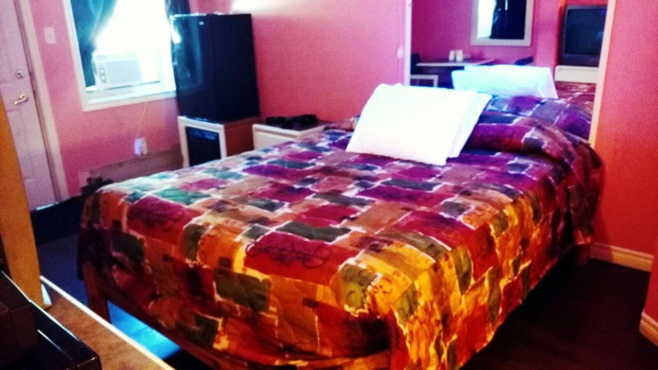 Leisure Motel Windsor Esterno foto